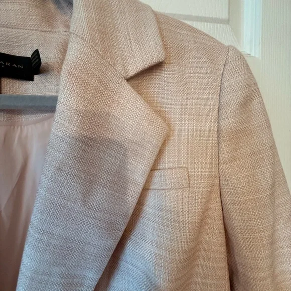 Donna Karan Pink & Cream Blazer with Peplum Detail - Picture 4 of 8